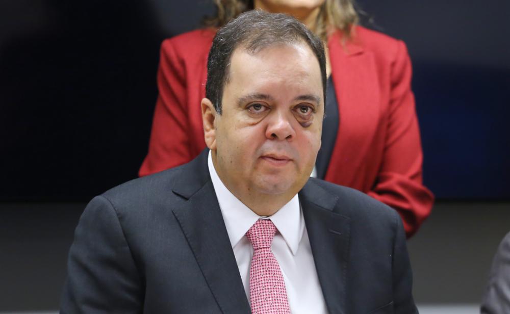 elmar-nascimento-rompe-com-arthur-lira-e-busca-apoio-do-pt-em-disputa-pela-presidencia-da-camara