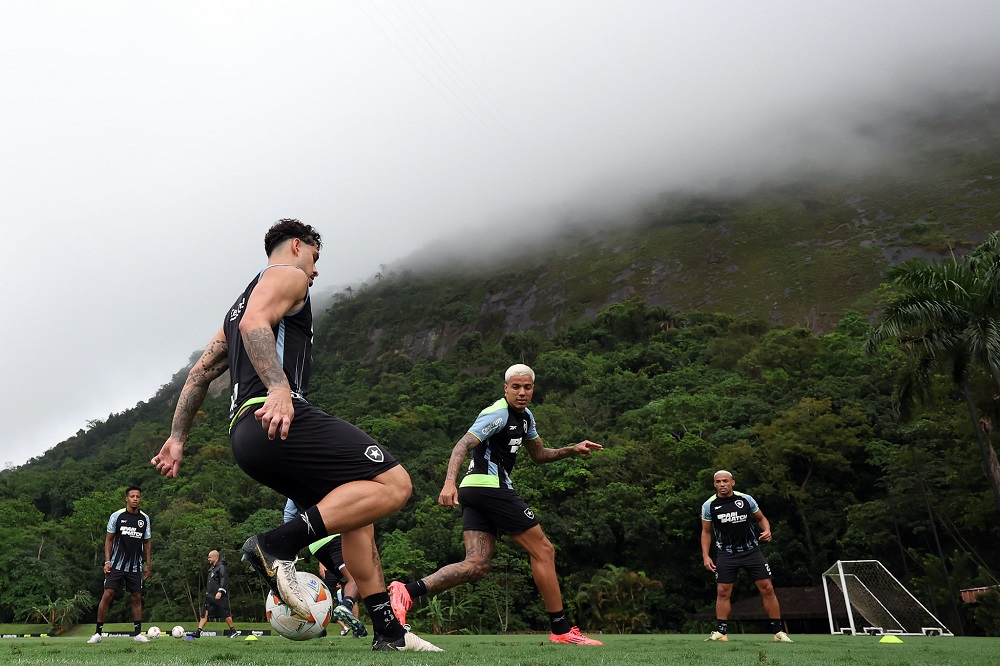 confira-possivel-escalacao-do-jogo-entre-botafogo-e-penarol-pela-semifinal-da-libertadores