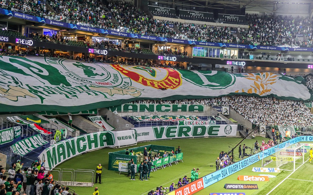 mancha-verde-e-proibida-de-entrar-nos-estadios-de-sp-apos-morte-de-torcedor-do-cruzeiro