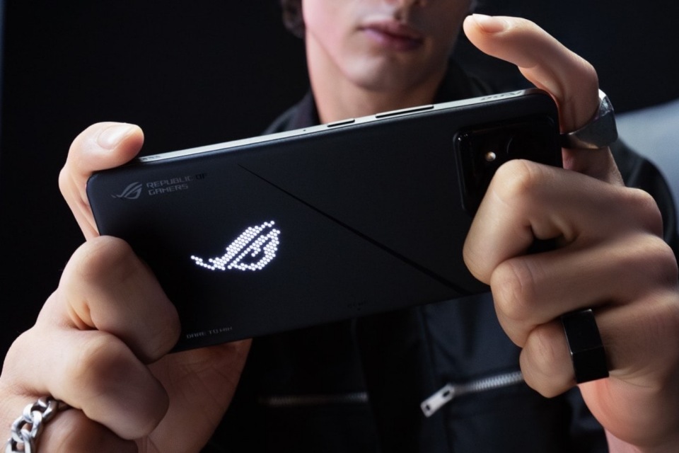 rog-phone-9-pode-ter-tela-com-taxa-de-atualizacao-incrivel;-confira