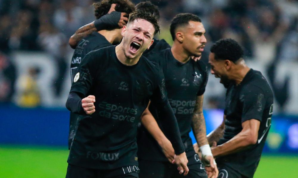 corinthians-vence-palmeiras,-acaba-com-jejum-de-tres-anos-no-derbi-e-se-afasta-da-zona-de-rebaixamento