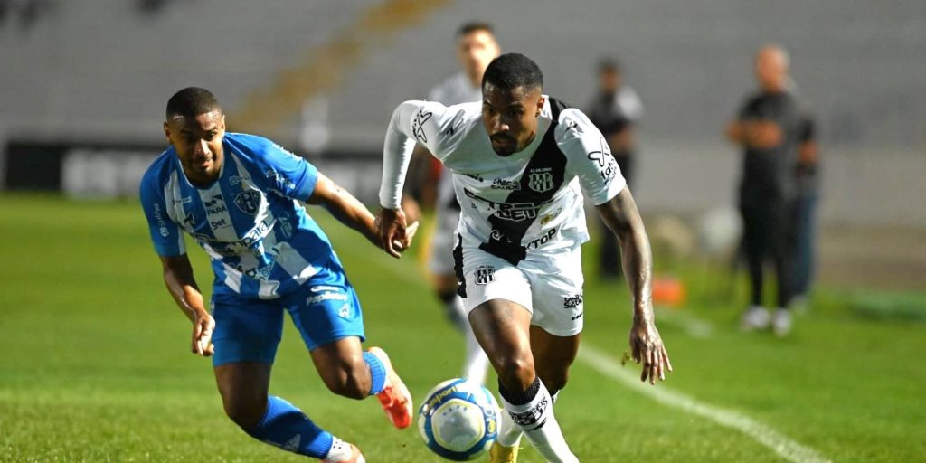 serie-b:-paysandu-supera-ponte-preta-de-virada-por-2-a-1