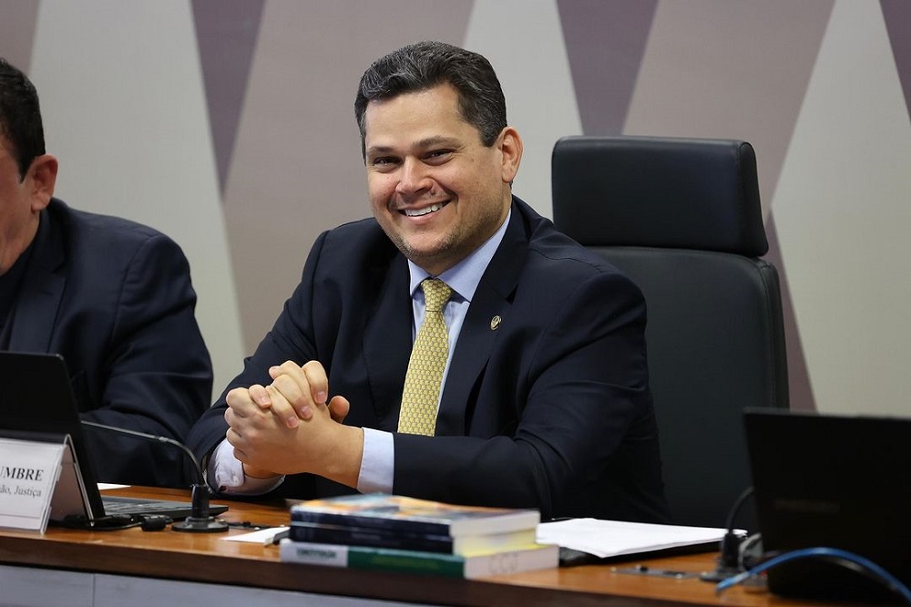 pt-apoiara-davi-alcolumbre-para-presidencia-do-senado-em-2025