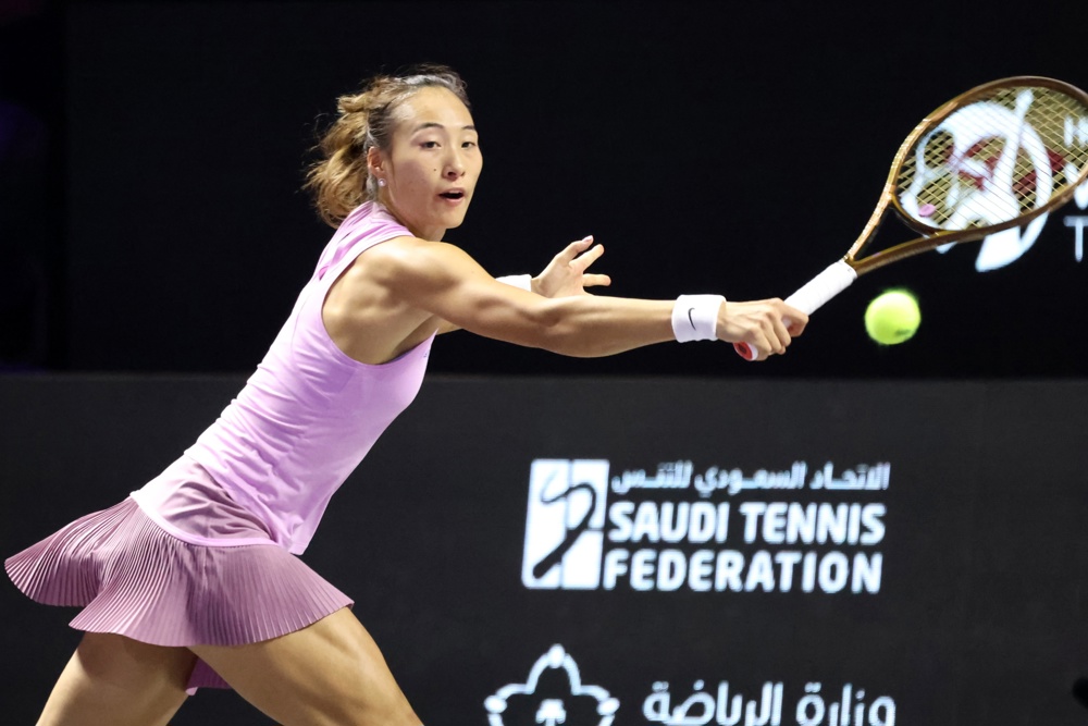 zheng-vence-paolini-e-avanca-para-semifinais-do-wta-finals