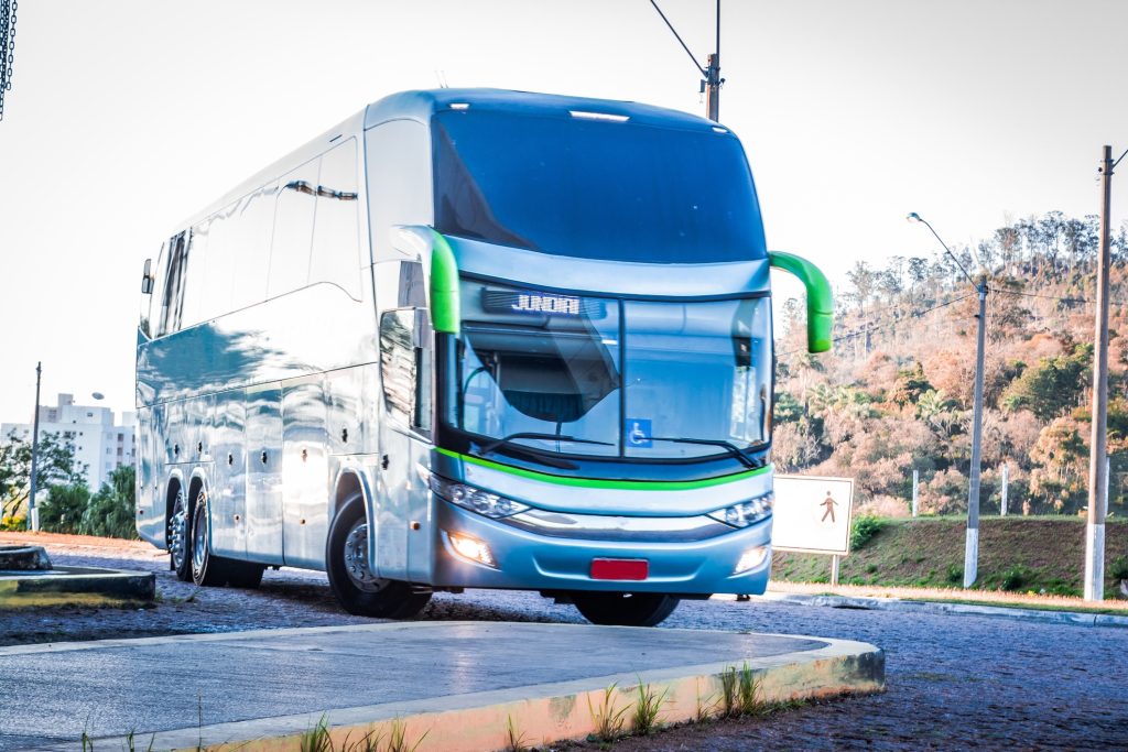 onibus-e-o-meio-preferido-de-viagem-dos-brasileiros,-indica-pesquisa-do-google