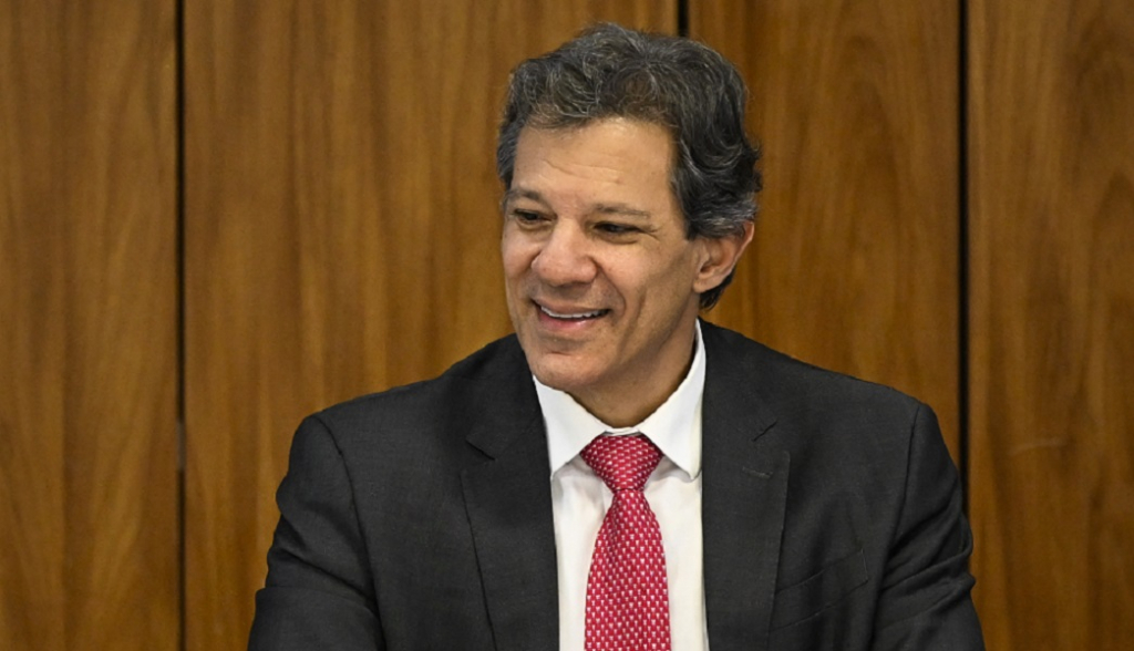 haddad-diz-que-lula-pediu-a-inclusao-de-mais-um-ministerio-em-pacote-de-corte-de-gastos