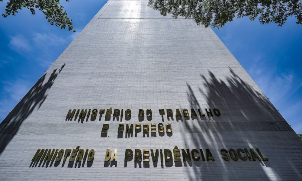 ministerio-do-trabalho-diz-que-mudanca-na-escala-6×1-deve-ser-negociada-entre-trabalhadores-e-empregadores