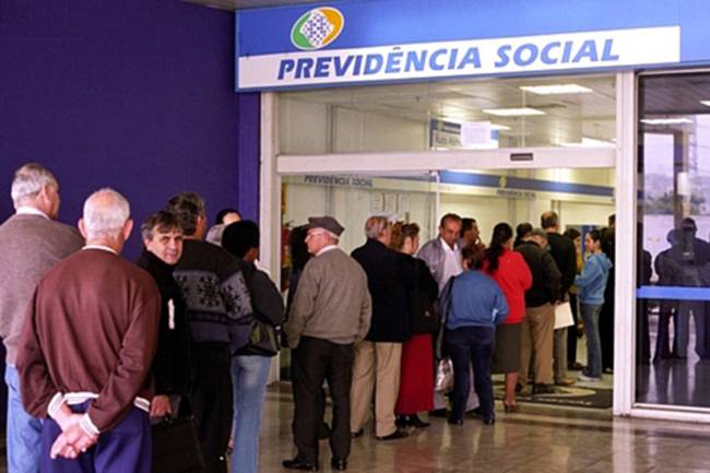 fila-de-espera-do-inss-aumenta-33%-nos-ultimos-tres-meses