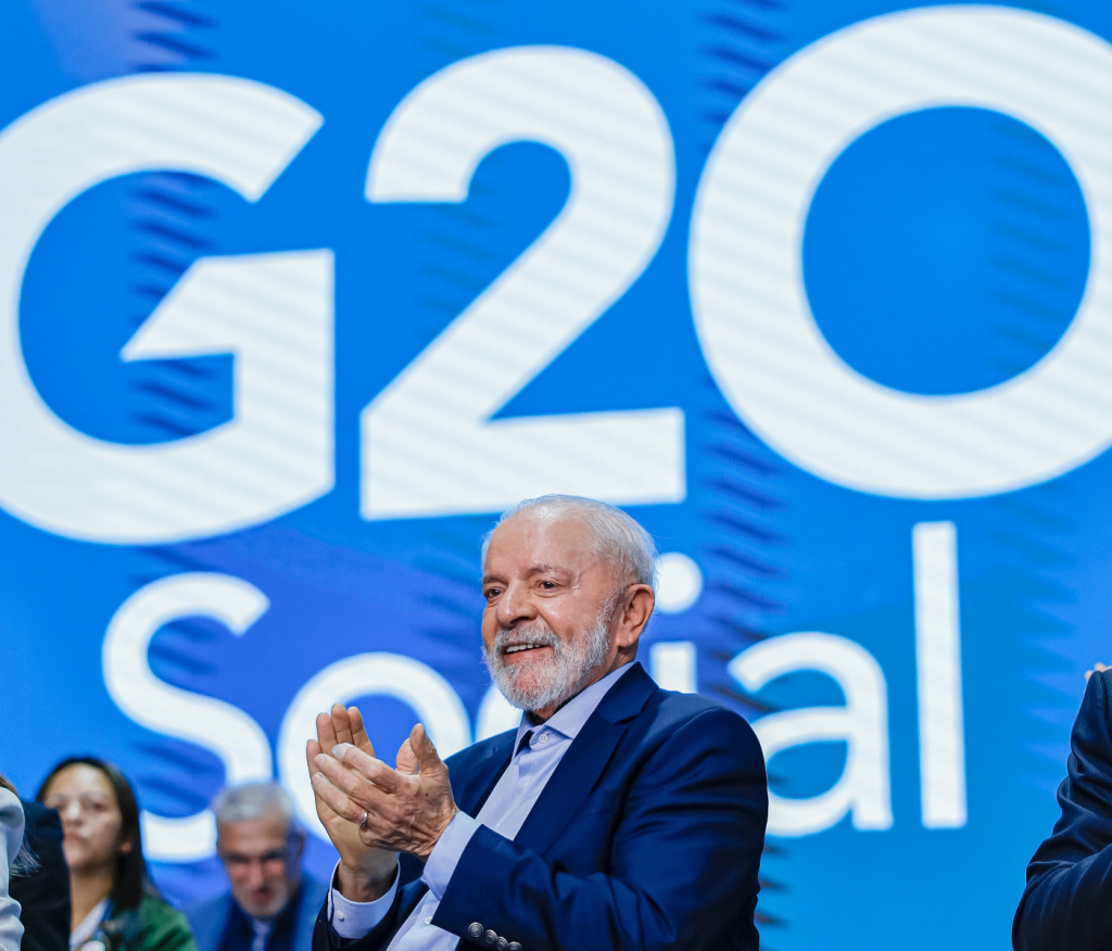 lula-nao-cita-pec-que-pede-fim-do-6×1,-mas-pede-jornadas-de-trabalho-‘mais-equilibradas’-durante-o-g20-social