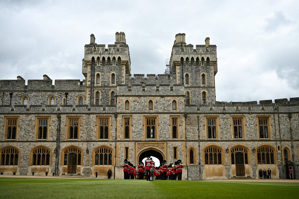 castelo-de-windsor,-residencia-da-familia-real,-foi-invadido-enquanto-monarcas-dormiam