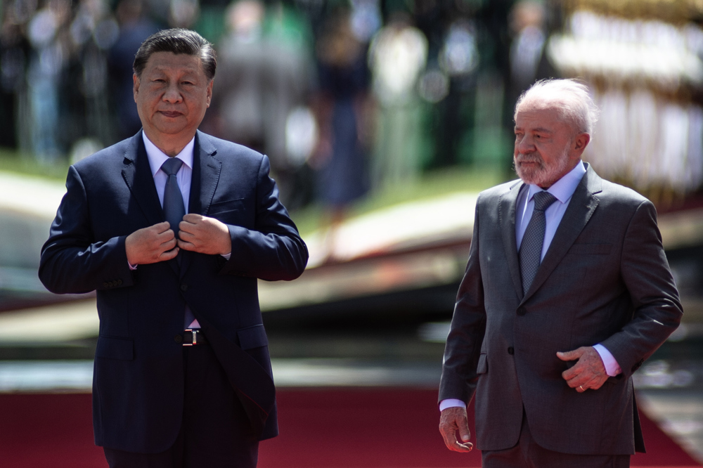 lula-e-xi-jinping-se-encontram-em-brasilia-e-disutem-relacoes-comerciais