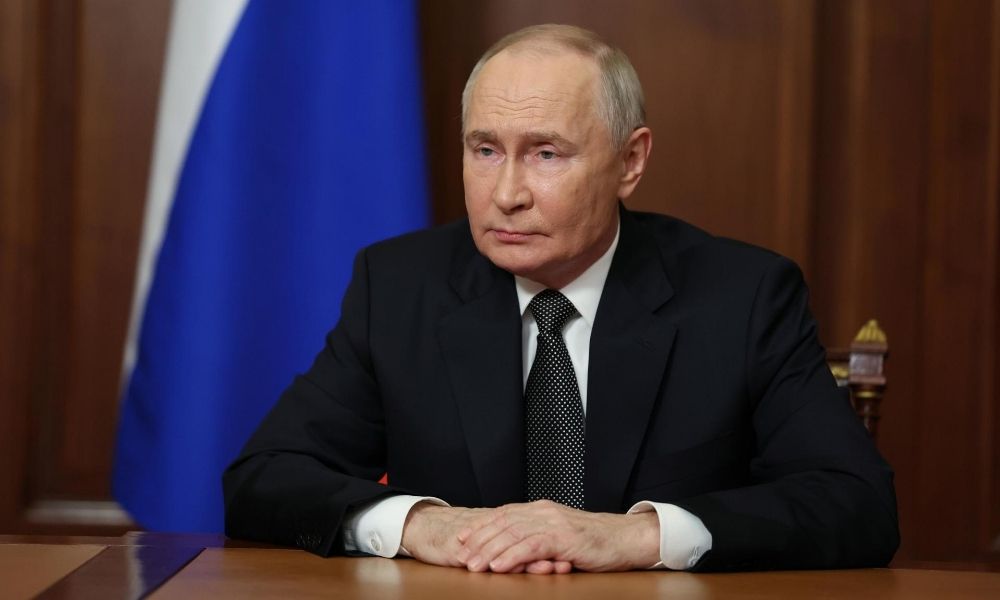 putin-lanca-novo-missil-balistico-contra-ucrania-e-deixa-ocidente-em-alerta 