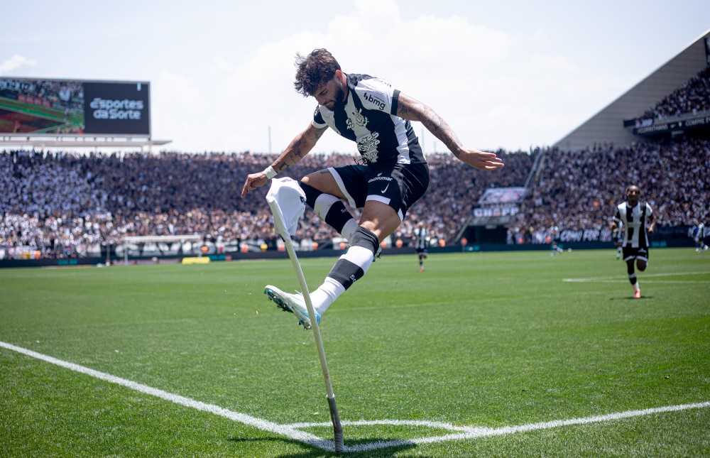 lesao-na-coxa-tira-artilheiro-do-corinthians-do-jogo-contra-o-vasco;-veja-quem-deve-jogar