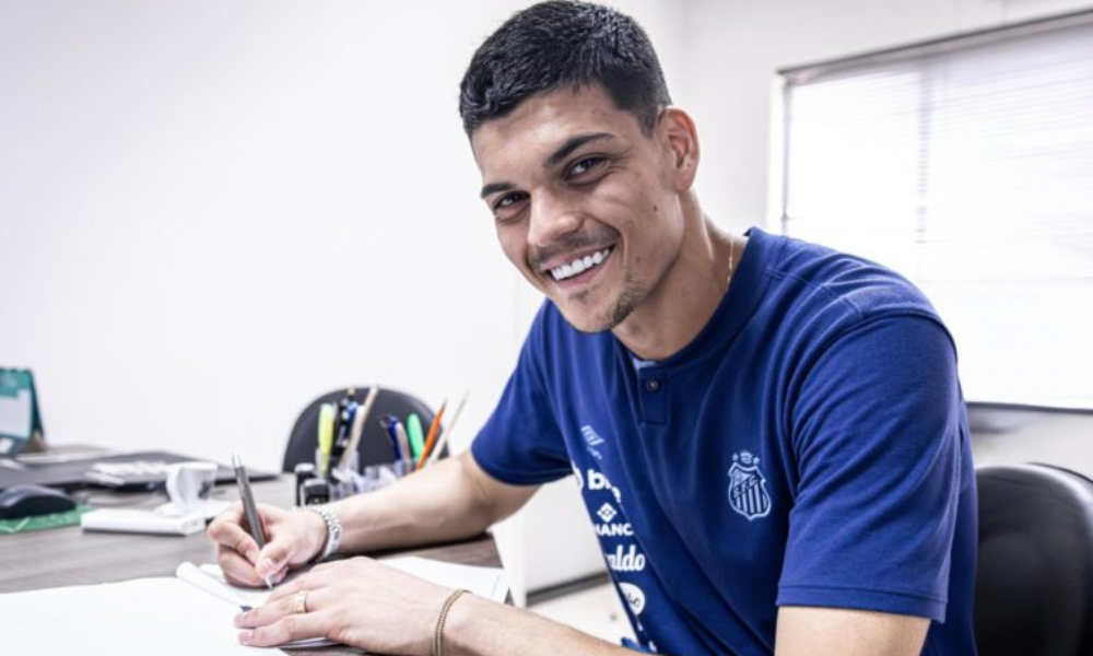 santos-anuncia-renovacao-de-gabriel-brazao