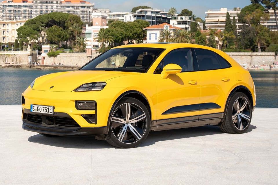 novo-porsche-macan-chega-em-4-versoes-para-conviver-com-o-antigo;-confira