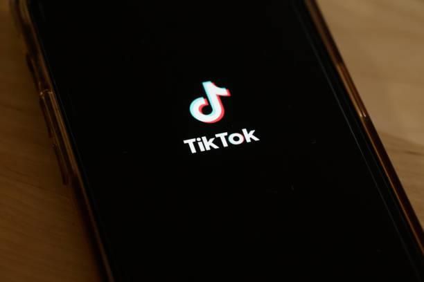 tiktok-proibe-uso-de-filtros-embelezadores-por-menores-de-idade