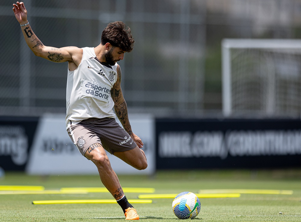 yuri-alberto-treina-e-deve-ser-reforco-do-corinthians-contra-o-criciuma