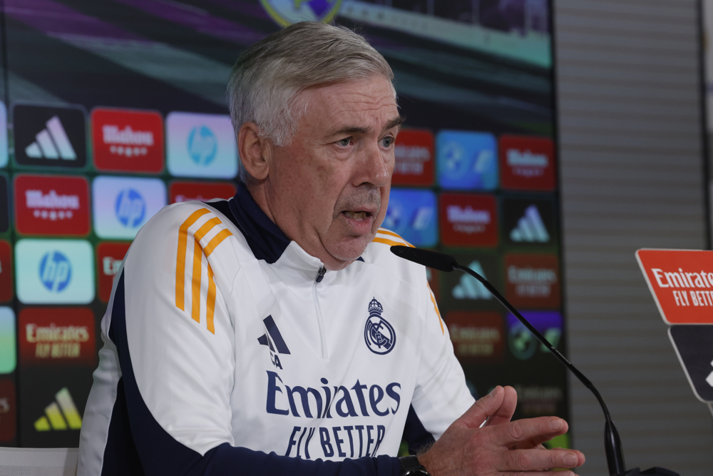 ancelotti-defende-mbappe,-enxerga-problema-coletivo-e-demonsta-otismo:-‘vamos-resolver’