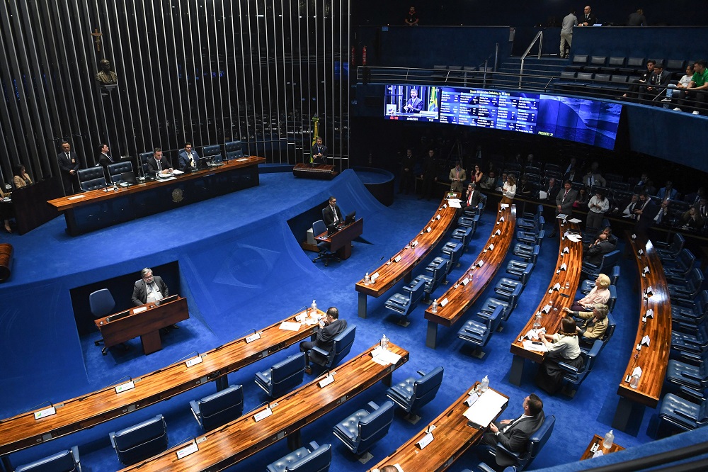 senado-pode-votar-projeto-que-regulamenta-uso-de-ia-nesta-semana