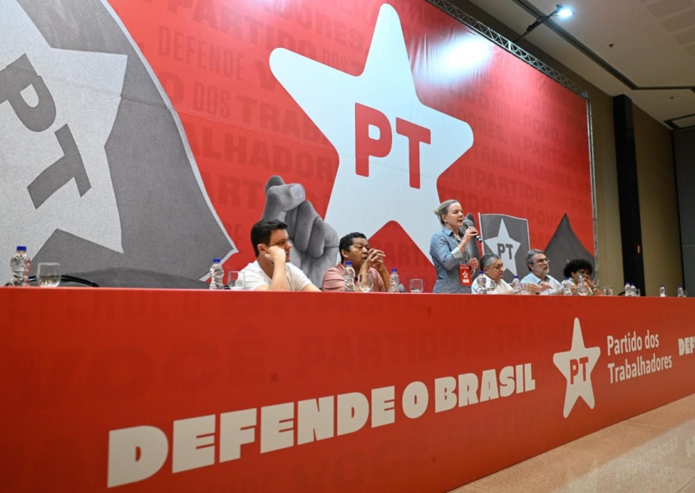 bancada-do-pt-deve-se-reunir-com-lula-para-discutir-medidas-do-pacote-fiscal-que-afetam-o-bpc