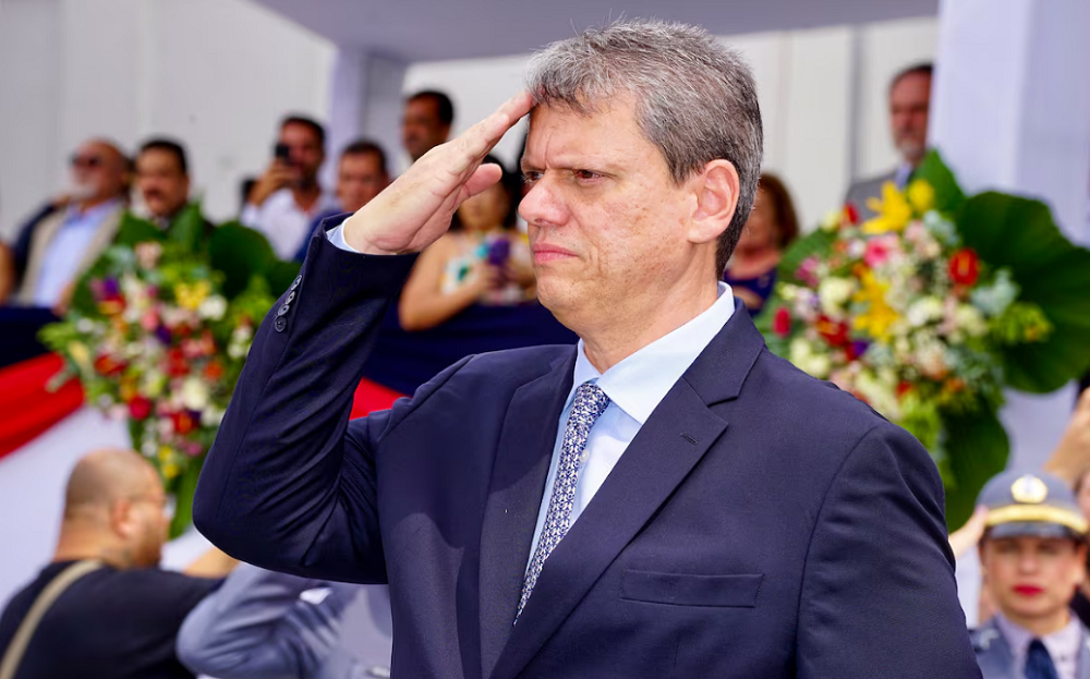 tarcisio-e-derrite-pedem-que-novos-oficiais-impecam-que-‘desvios-de-conduta-venham-macular-o-bom-trabalho-da-pm’