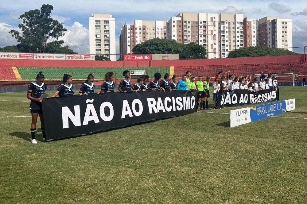 jogadoras-do-river-plate-sao-detidas-por-injuria-racial-durante-torneio-em-sao-paulo