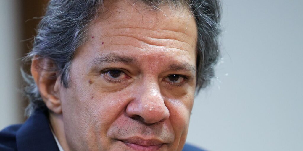 haddad-suspende-ferias-para-discutir-orcamento-com-lula