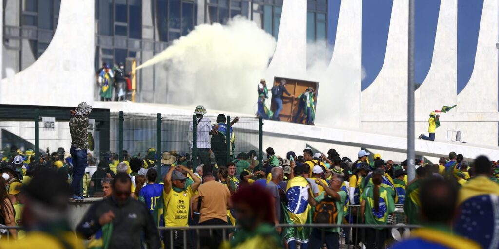 politicos-e-jornalistas-revivem-8-de-janeiro:-dia-entrou-para-historia