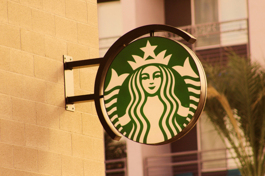 starbucks-implementa-novo-codigo-de-conduta-nos-eua-para-barrar-quem-esta-atras-de-wi-fi-gratis