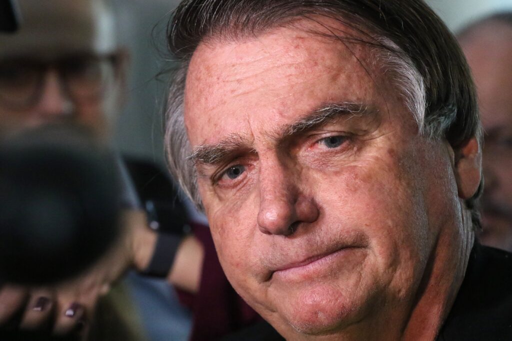 jair-bolsonaro-e-hackeado-no-x-(twitter)-e-perfil-divulga-criptomoeda-fake