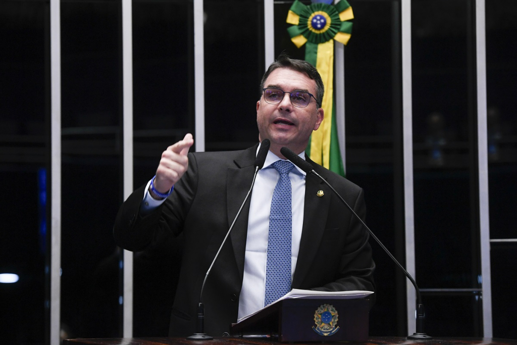 pl-deve-indicar-flavio-bolsonaro-para-lideranca-da-comissao-de-seguranca-publica-do-senado