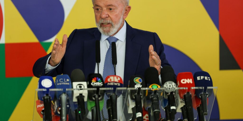 “maior-programa-de-credito-do-pais”,-diz-lula-sobre-consignado-clt