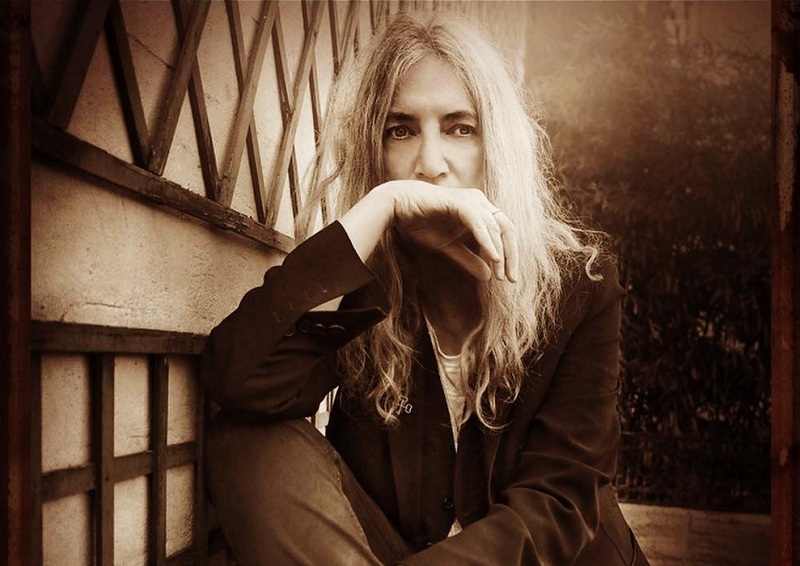 patti-smith-tranquiliza-fas-apos-desmaio-em-show-em-sao-paulo