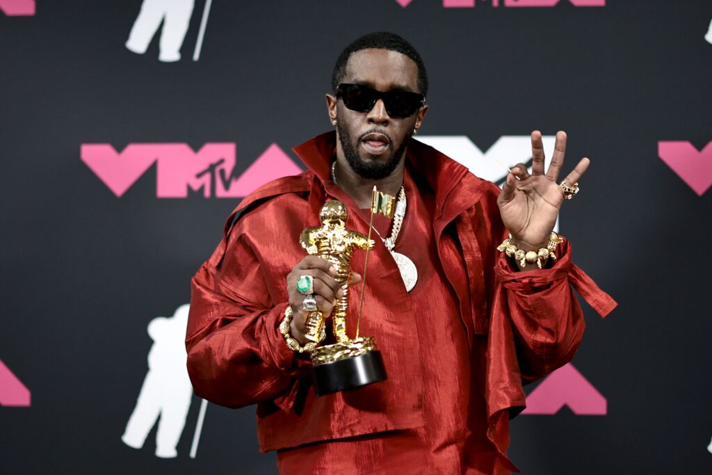 a-queda-de-p.-diddy-estreia-na-max!-relembre-o-caso