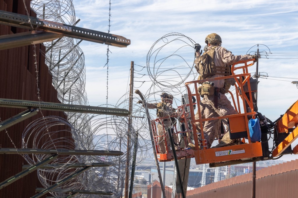 mexico-mobiliza-10-mil-soldados-para-combater-trafico-de-drogas-na-fronteira-com-os-eua