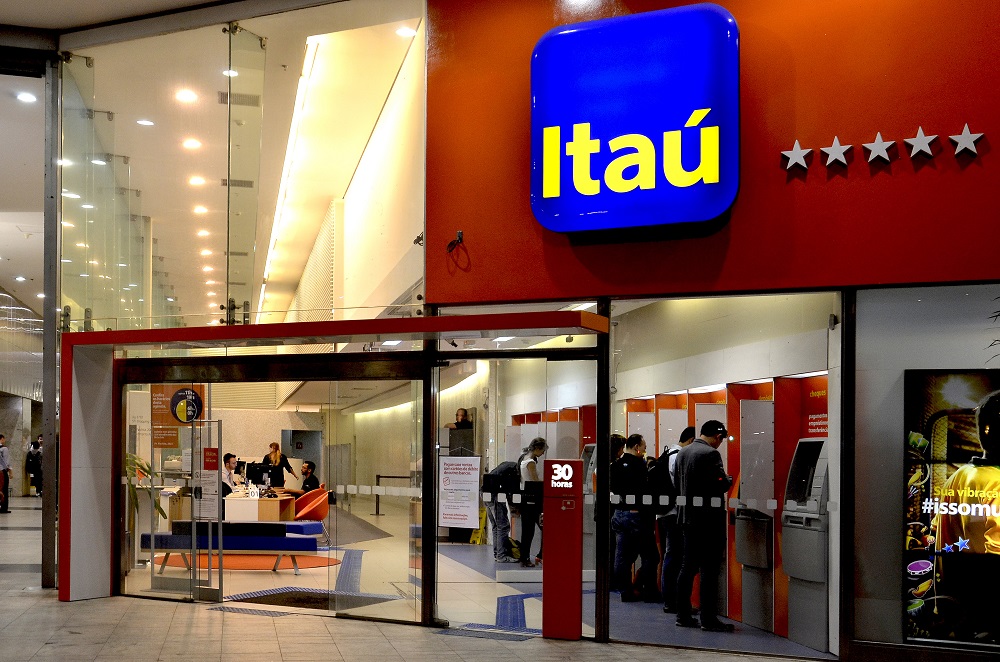 itau-registra-lucro-de-r$-40-bilhoes-em-2024-e-bate-recorde-historico