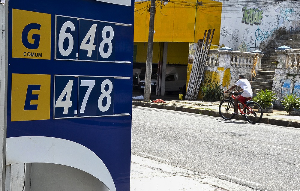 combustiveis-sobem-alem-do-previsto-apos-reajuste-do-icms-e-alta-do-diesel-pela-petrobras