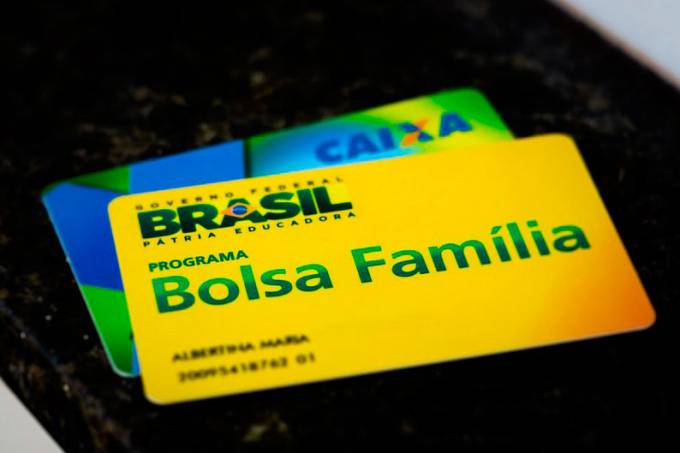 em-nova-crise-no-governo,-casa-civil-desmente-ministro-sobre-aumento-no-bolsa-familia