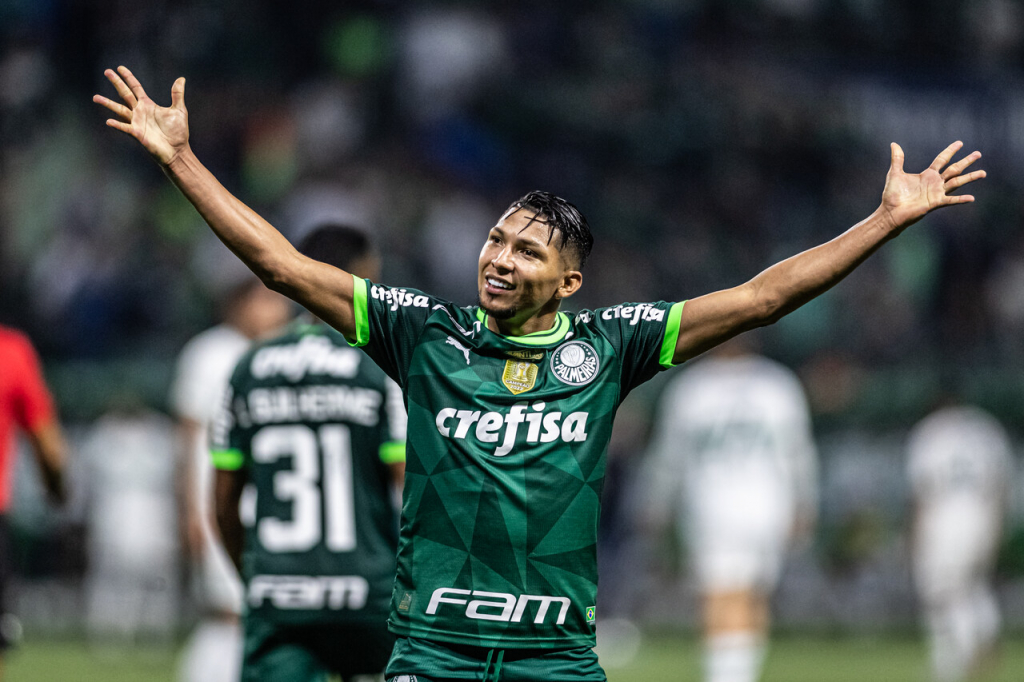 atletico-mg-entra-na-disputa-por-rony,-do-palmeiras,-a-pedido-de-cuca