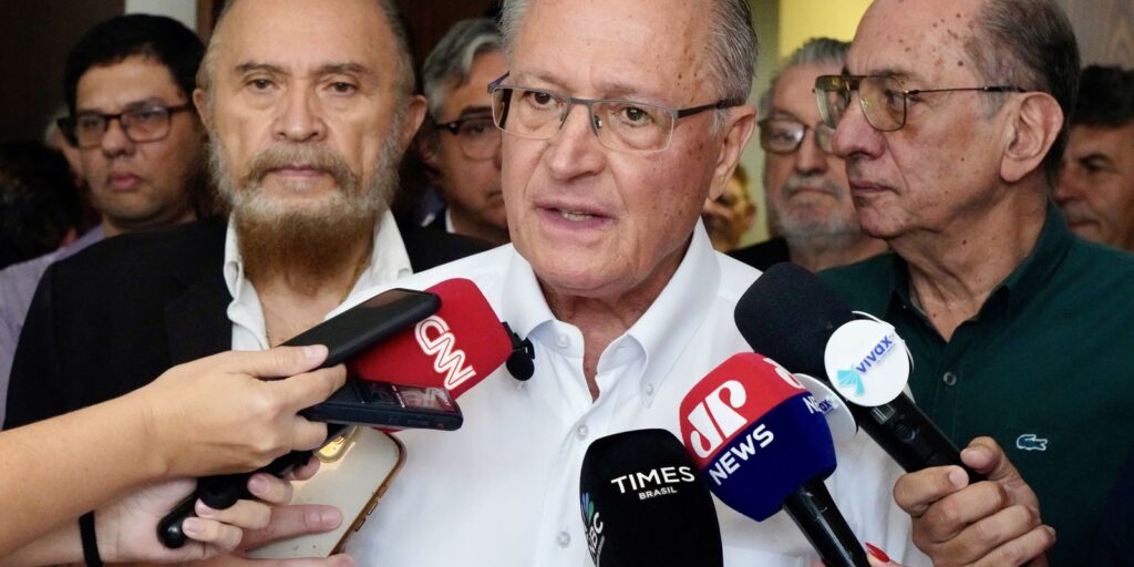 alckmin-defende-cotas-de-importacao-de-aco-pelos-estados-unidos