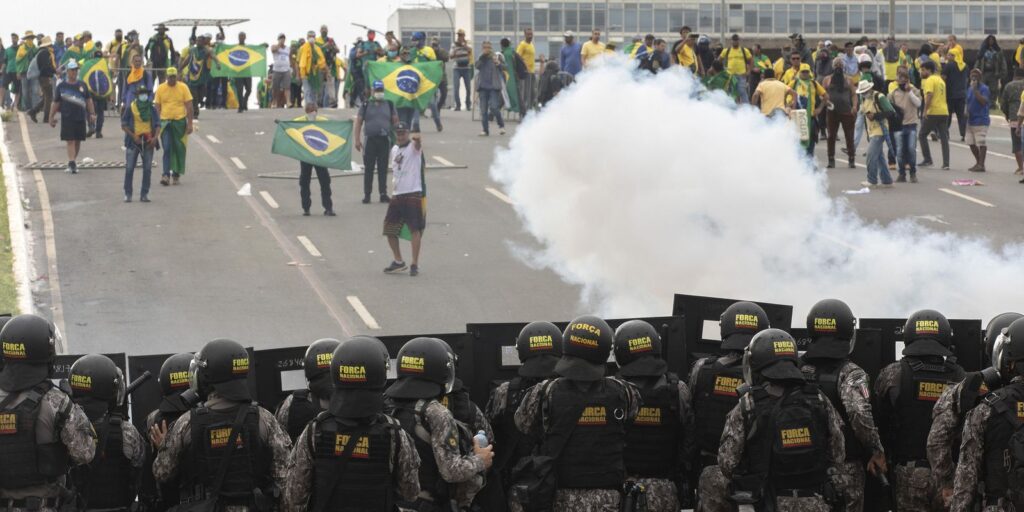 denuncia-contra-bolsonaro-influencia-projeto-da-anistia-no-congresso