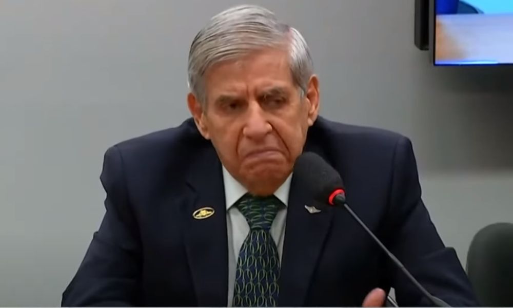 mauro-cid-minimiza-papel-de-augusto-heleno-em-suposta-trama-golpista-contra-bolsonaro