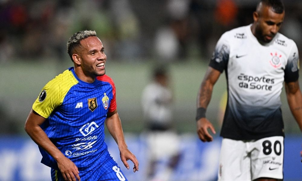 corinthians-perde-gols,-‘desliga’-defesa-e-empata-com-o-universidad-central-na-venezuela