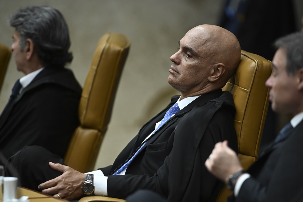 alexandre-de-moraes-desativa-conta-no-x