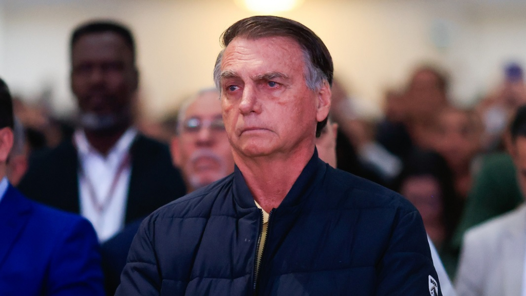 bolsonaro-acerta-a-quadra-na-mega-da-virada-apostando-no-’13’