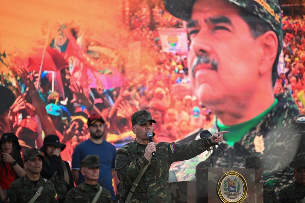 ministro-da-defesa-da-venezuela-classifica-ataque-dos-eua-como-‘vil-e-covarde’