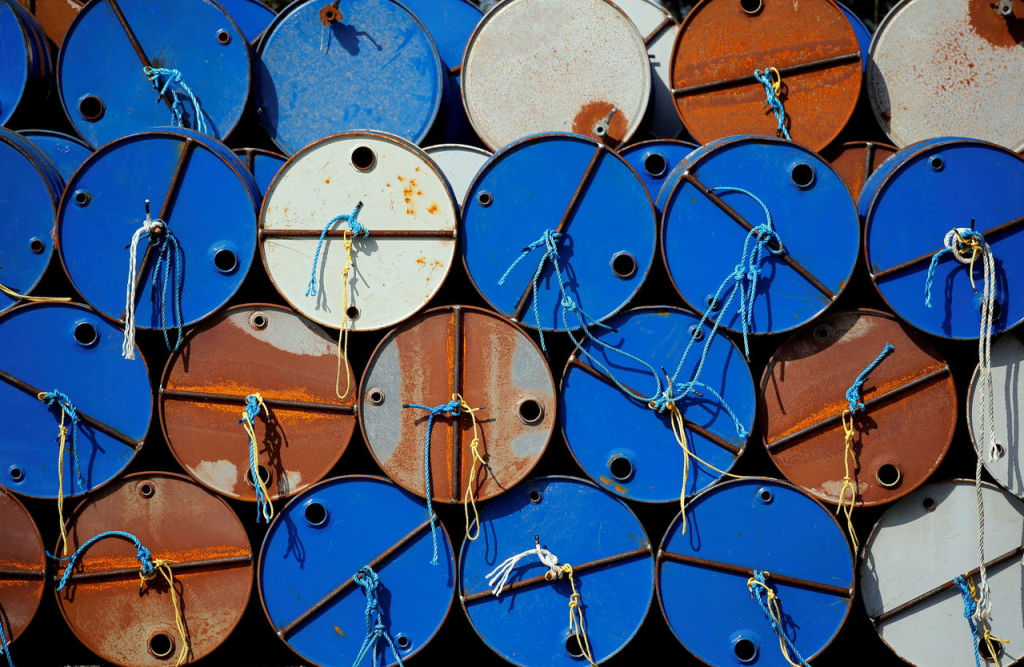 preco-do-petroleo-cai-apos-intervencao-dos-eua-na-venezuela