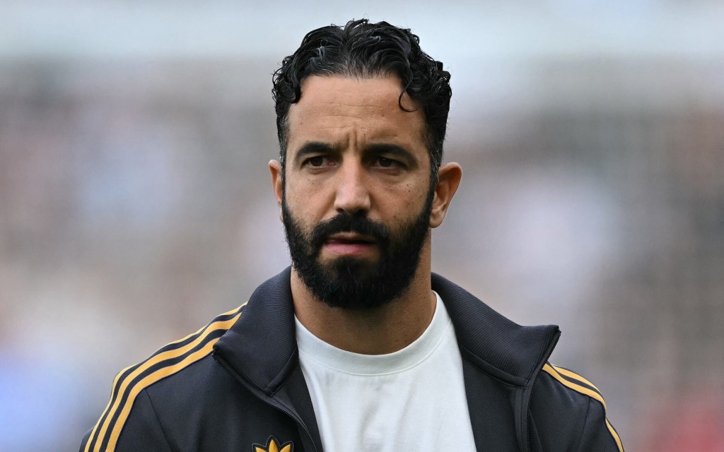manchester-united-demite-o-treinador-portugues-ruben-amorim
