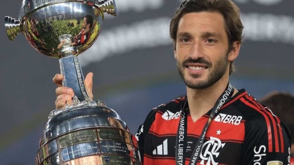 flamengo-empresta-vina-ao-river-plate;-entenda-acordo