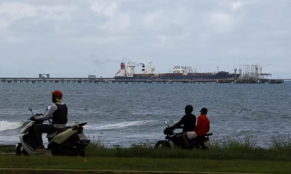 petroleiros-rompem-bloqueio-naval-dos-eua-na-venezuela-em-acao-coordenada